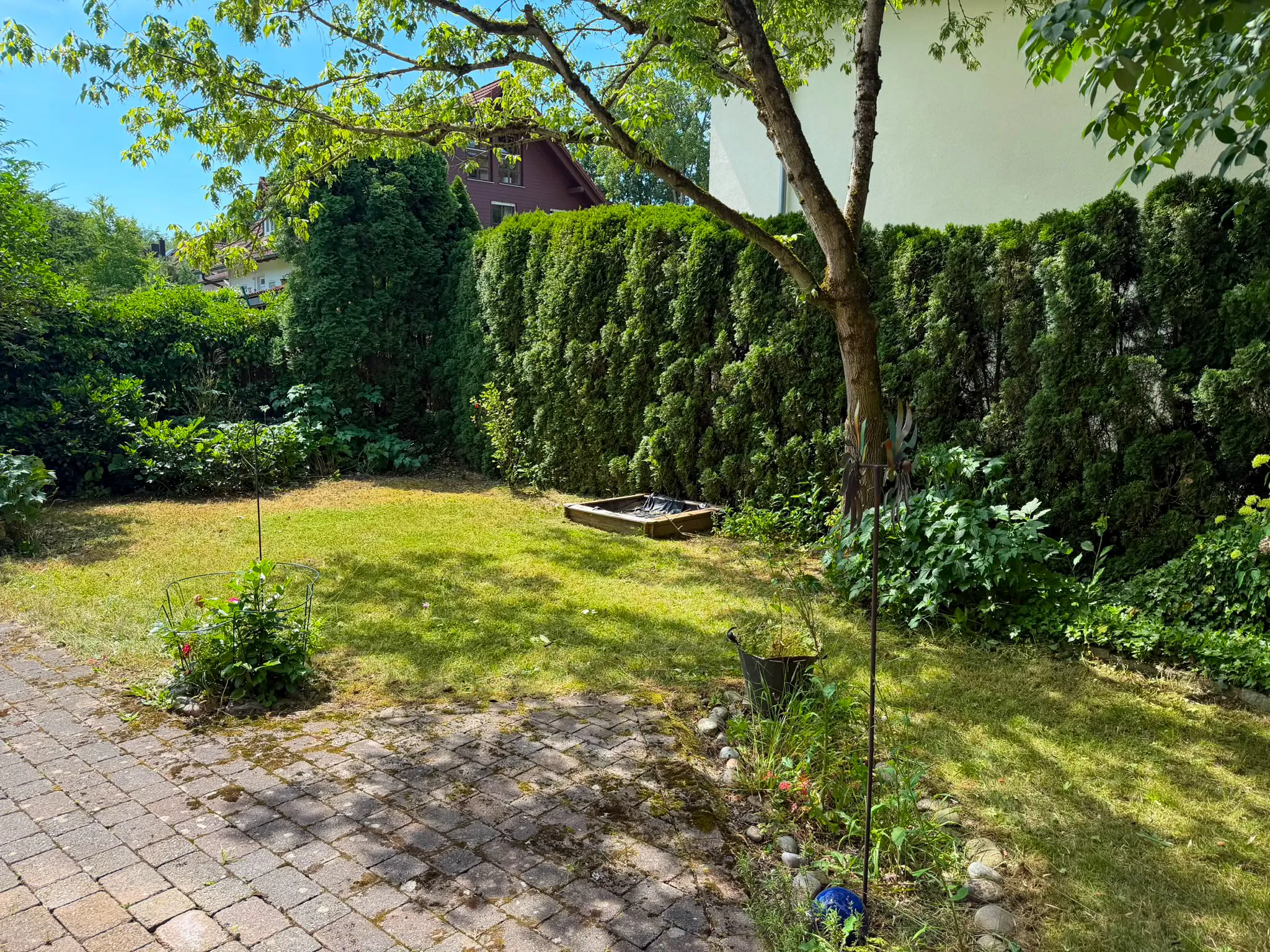 Gartenpflege durch KM Hausmeisterservice in Starnberg